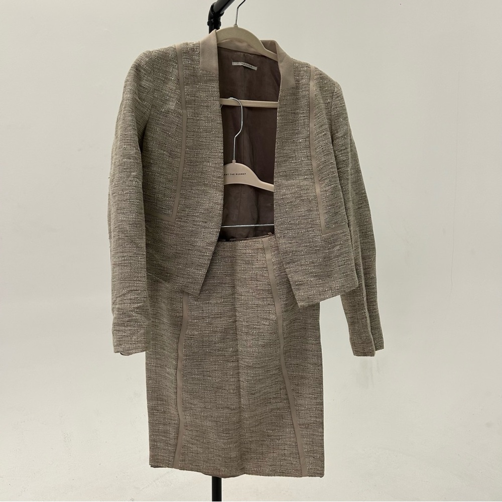 Tahari Beige Women's Jacket & Skirt Set